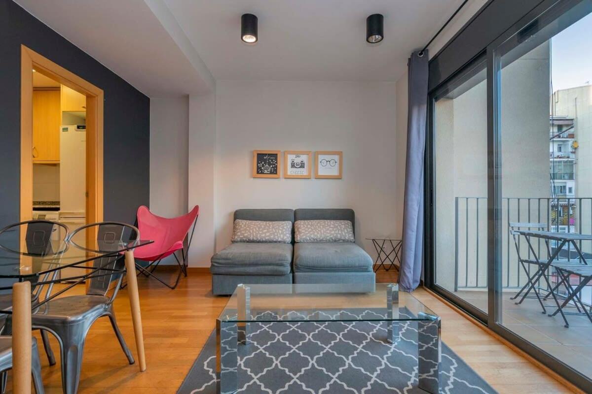 Modern And Bright Apartment In Eixample 3-1 Barselona Dış mekan fotoğraf