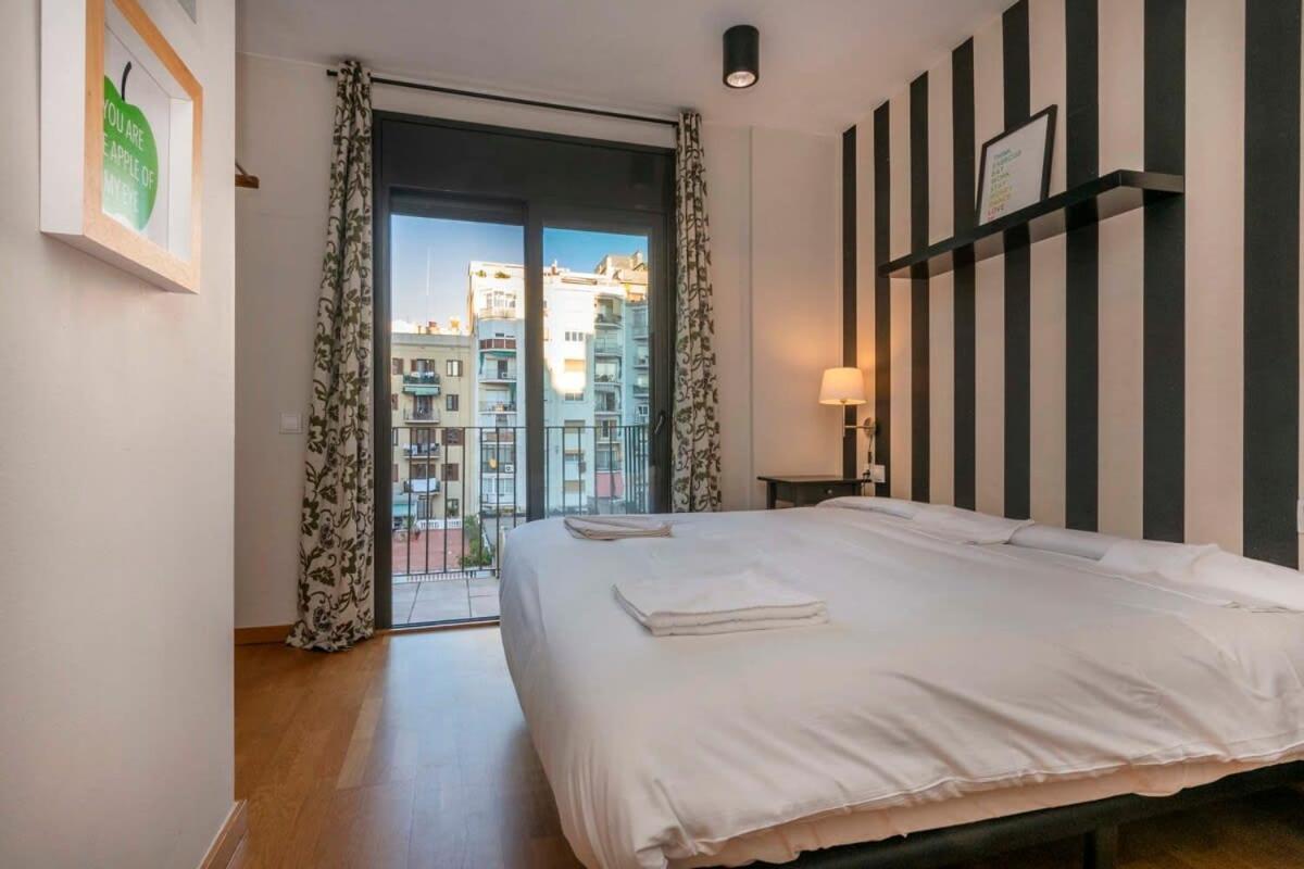 Modern And Bright Apartment In Eixample 3-1 Barselona Dış mekan fotoğraf